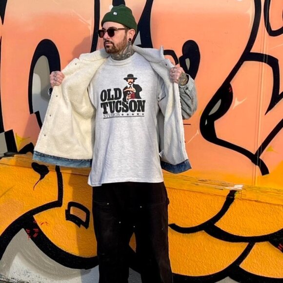 Vintage Old Tucson Studious gunslinger t shirt single stitch men’s XL - Picture 6 of 9